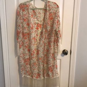 Floral kimono. Lightly worn